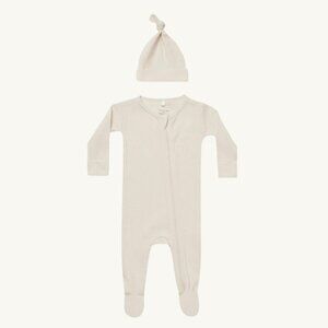 NWT - Quincy Mae ORGANIC waffled cream pajama and bonnet set